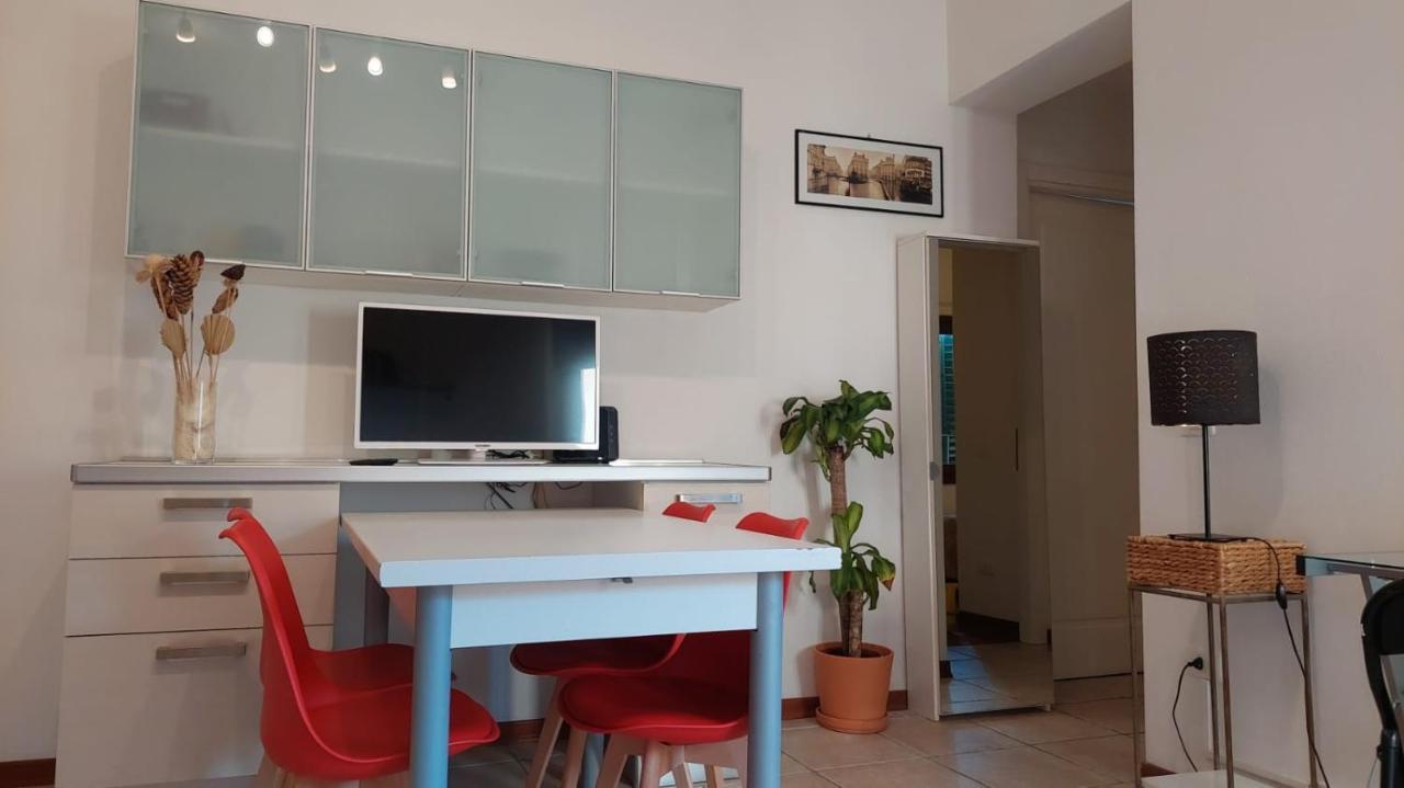 Casa Vacanze I Leoni Έμπολι Εξωτερικό φωτογραφία