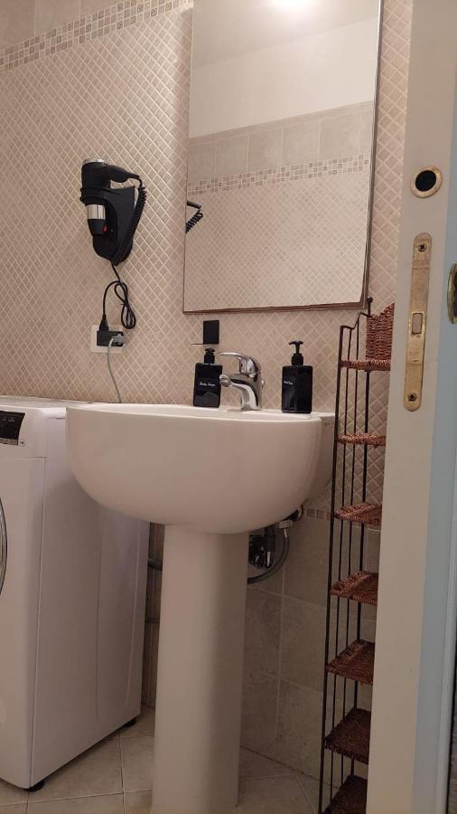 Casa Vacanze I Leoni Έμπολι Εξωτερικό φωτογραφία